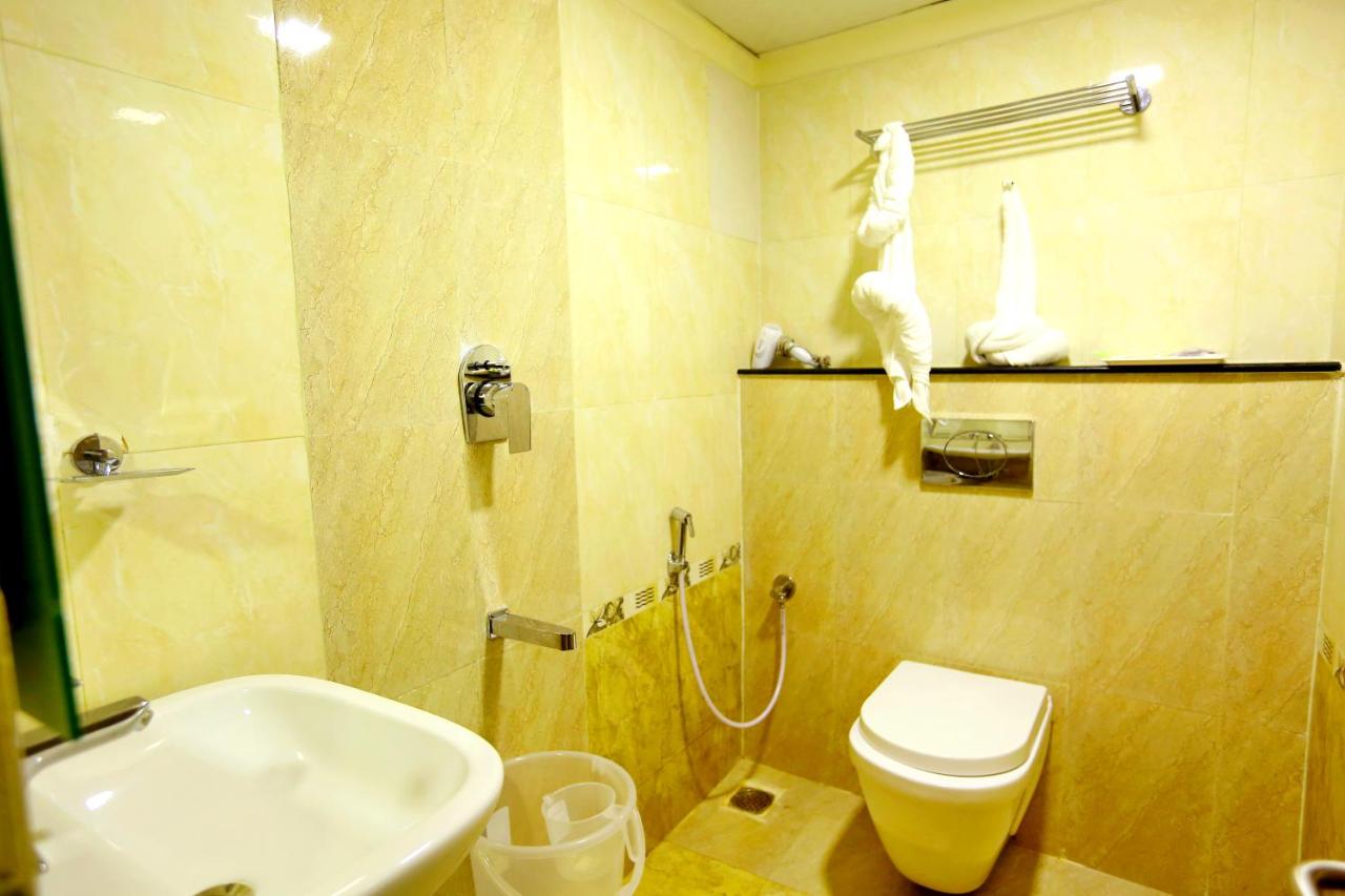 HOTEL KEK GRAND PARK photo 2