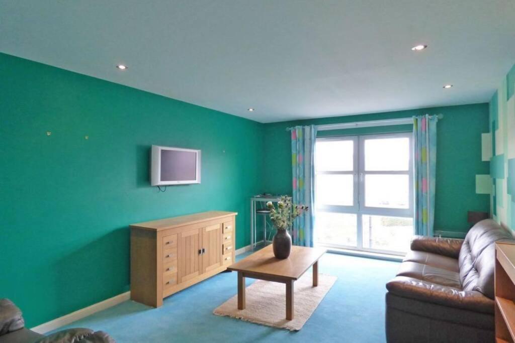 Comfortable, self contained 2 double beds town apartment near Pittodrie Stadium - 5