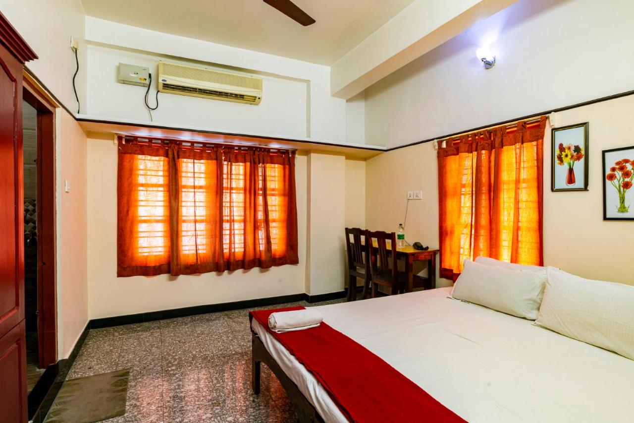 ANADIYIL LEELAKRISHNA INN photo 4