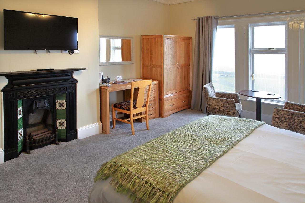 Photo - The Marine Hotel
