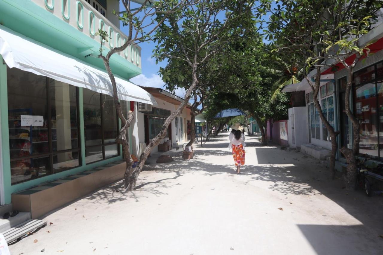 PERLA Dhangethi