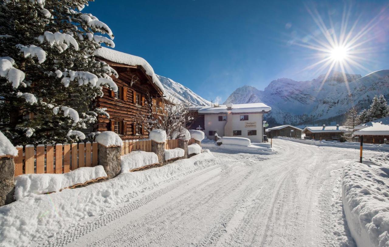 Chalet Berghof Sertig photo 3