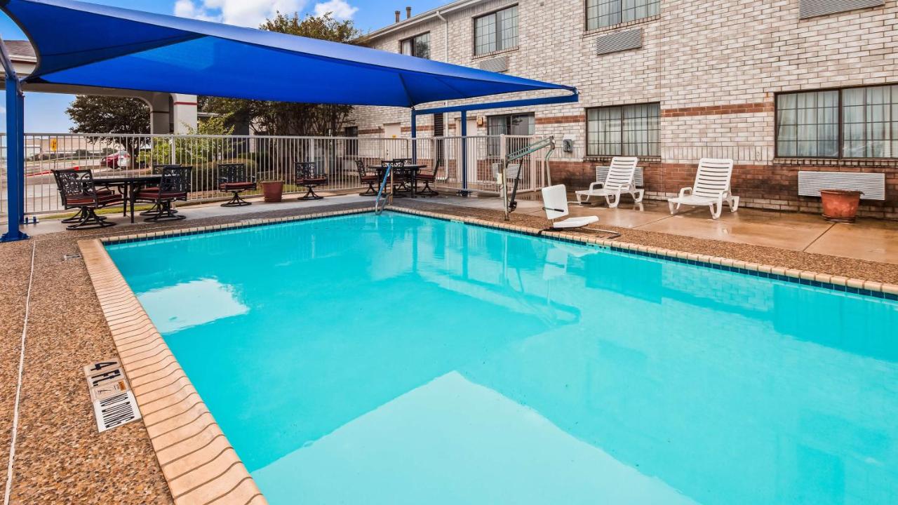 Foto - SureStay Plus by Best Western San Antonio Airport