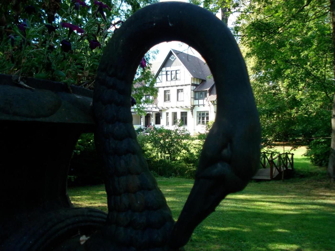 Gutshaus Kubbelkow Hotel Garni photo 3