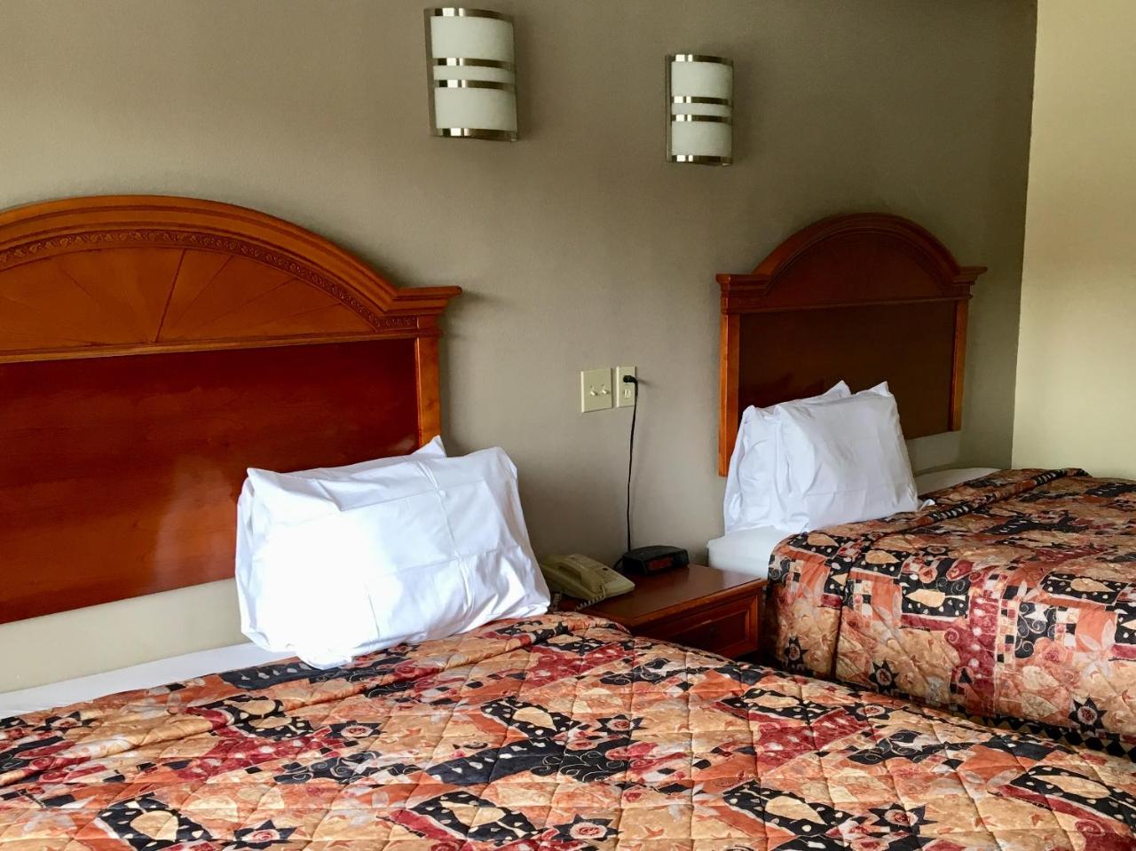 The inn at Mexia photo 2