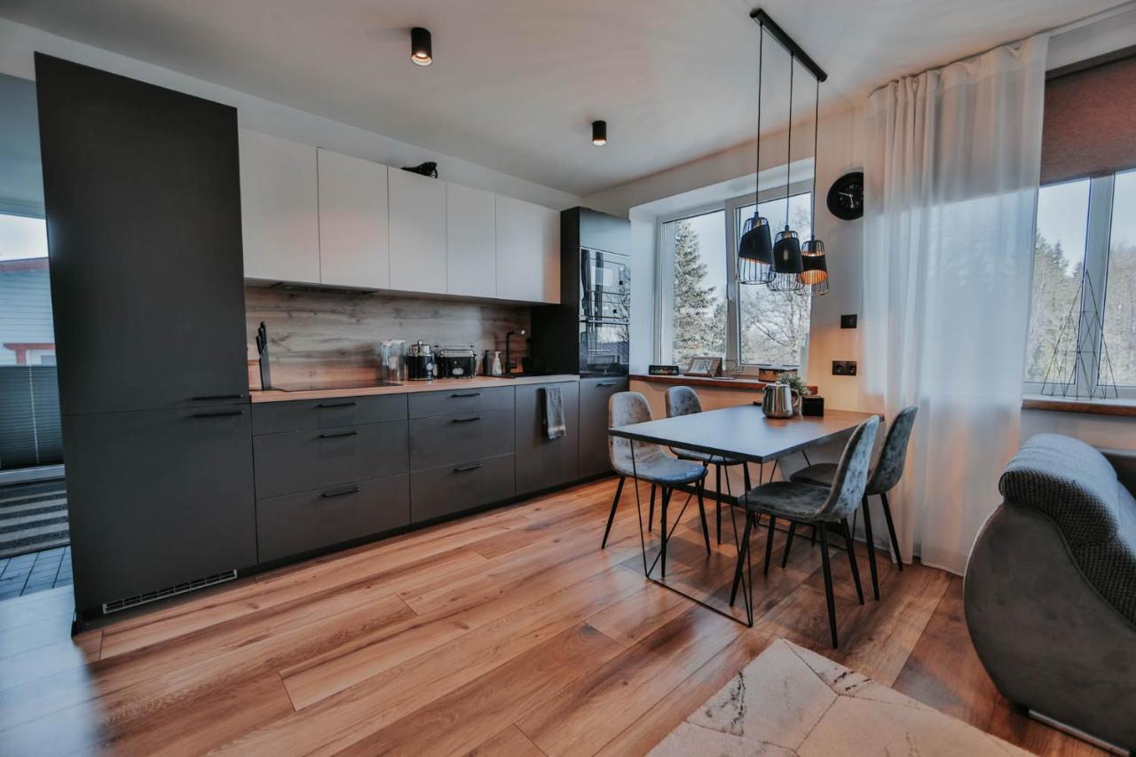 Pinska Guesthouse Cozy Apartment - 4