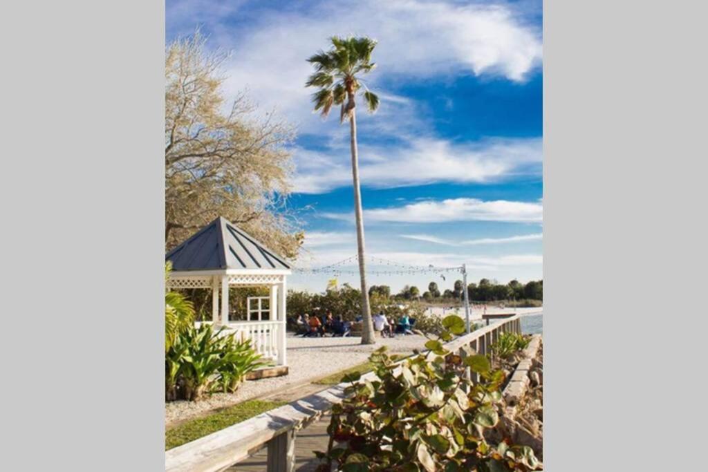 Little Harbor Resort #507 Tampa Bay FL Beach, Riverview Romance photo 2