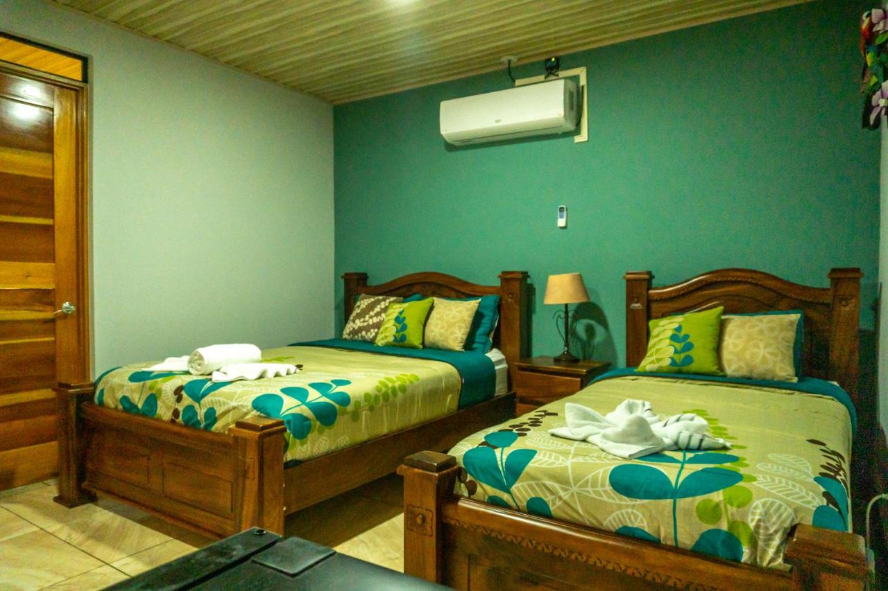 Hotel Margarita and Tour Operator Drake Bay photo 2
