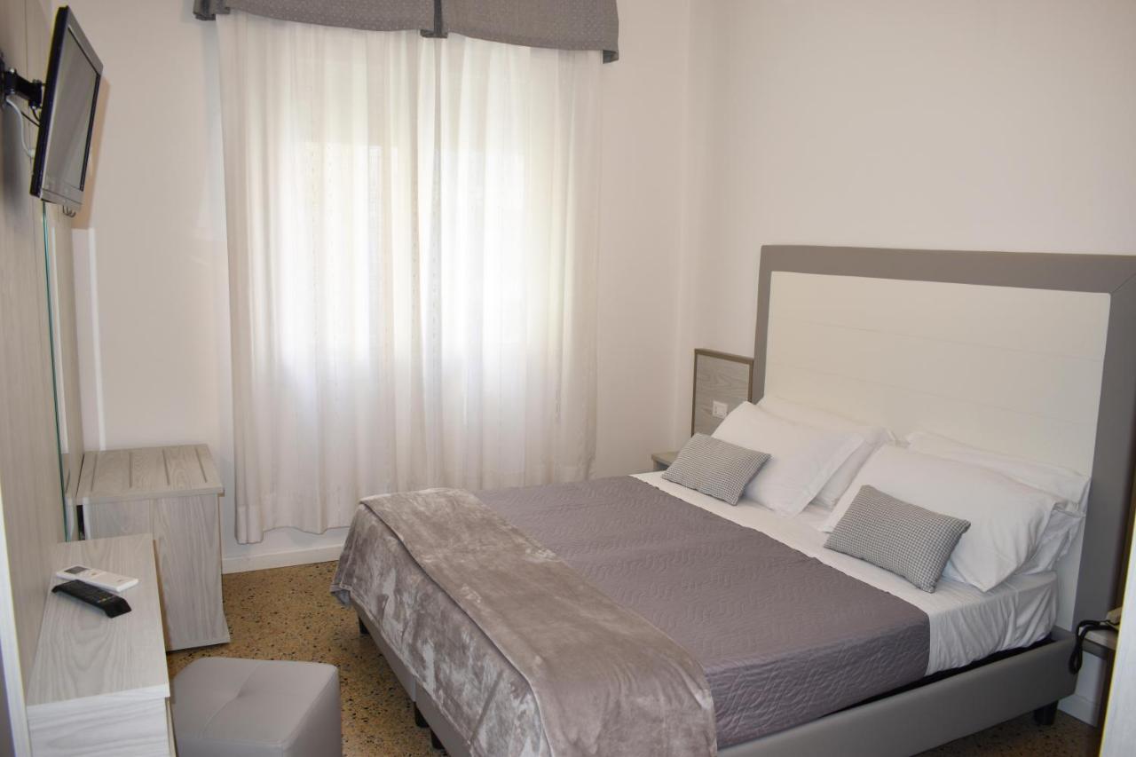 Hotel Edelweiss photo 4