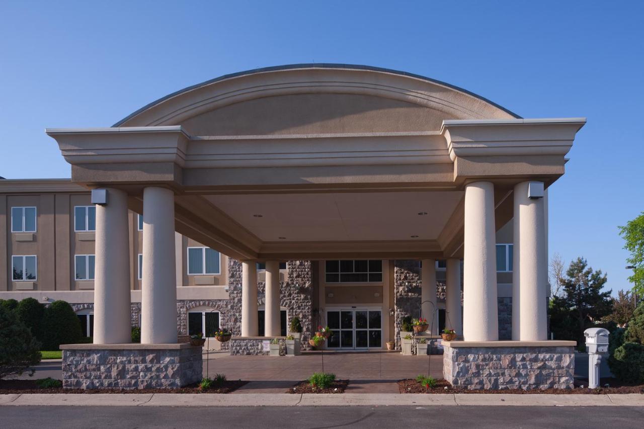 Photo - Holiday Inn Express Hotel & Suites Saginaw by IHG
