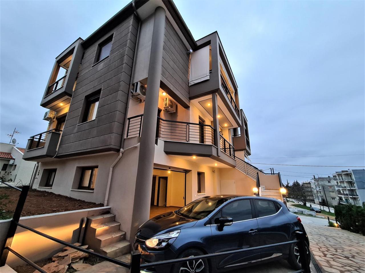 Lirtzis Luxury Villa - 3