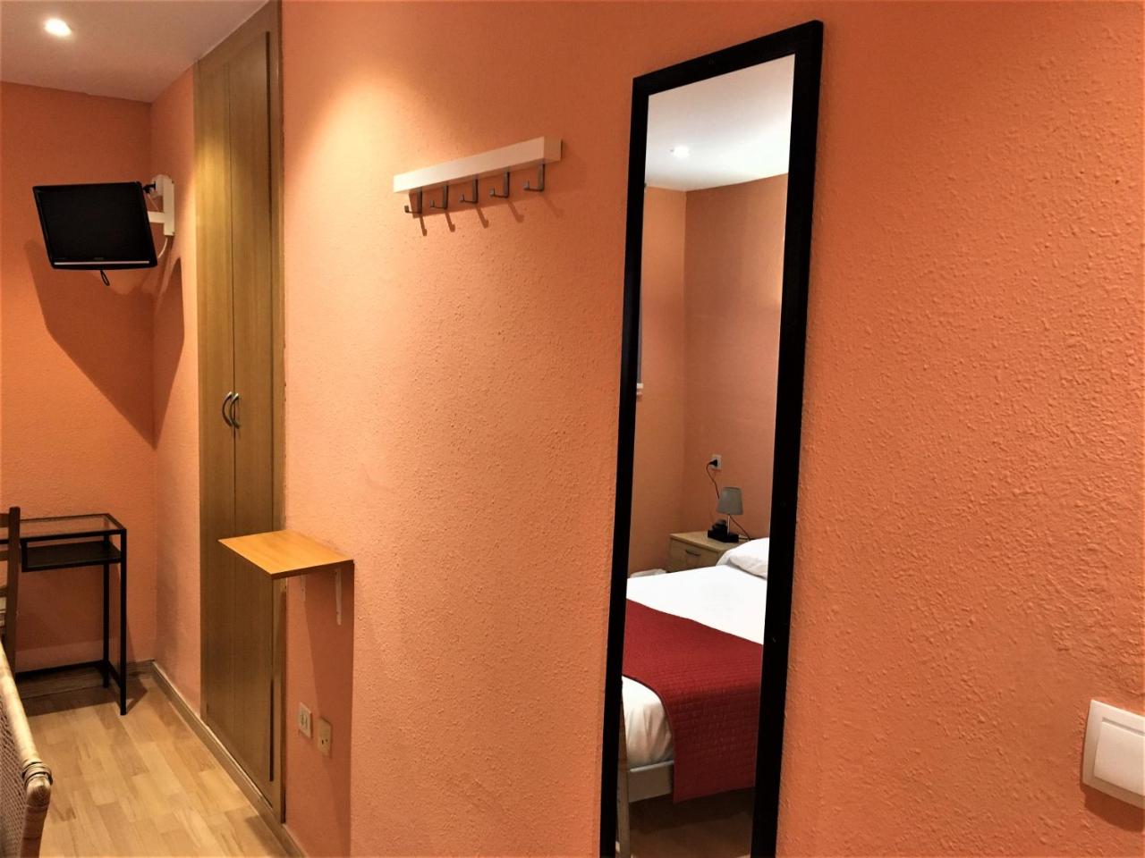 Hotel Roc de St Miquel & Apartment photo 3