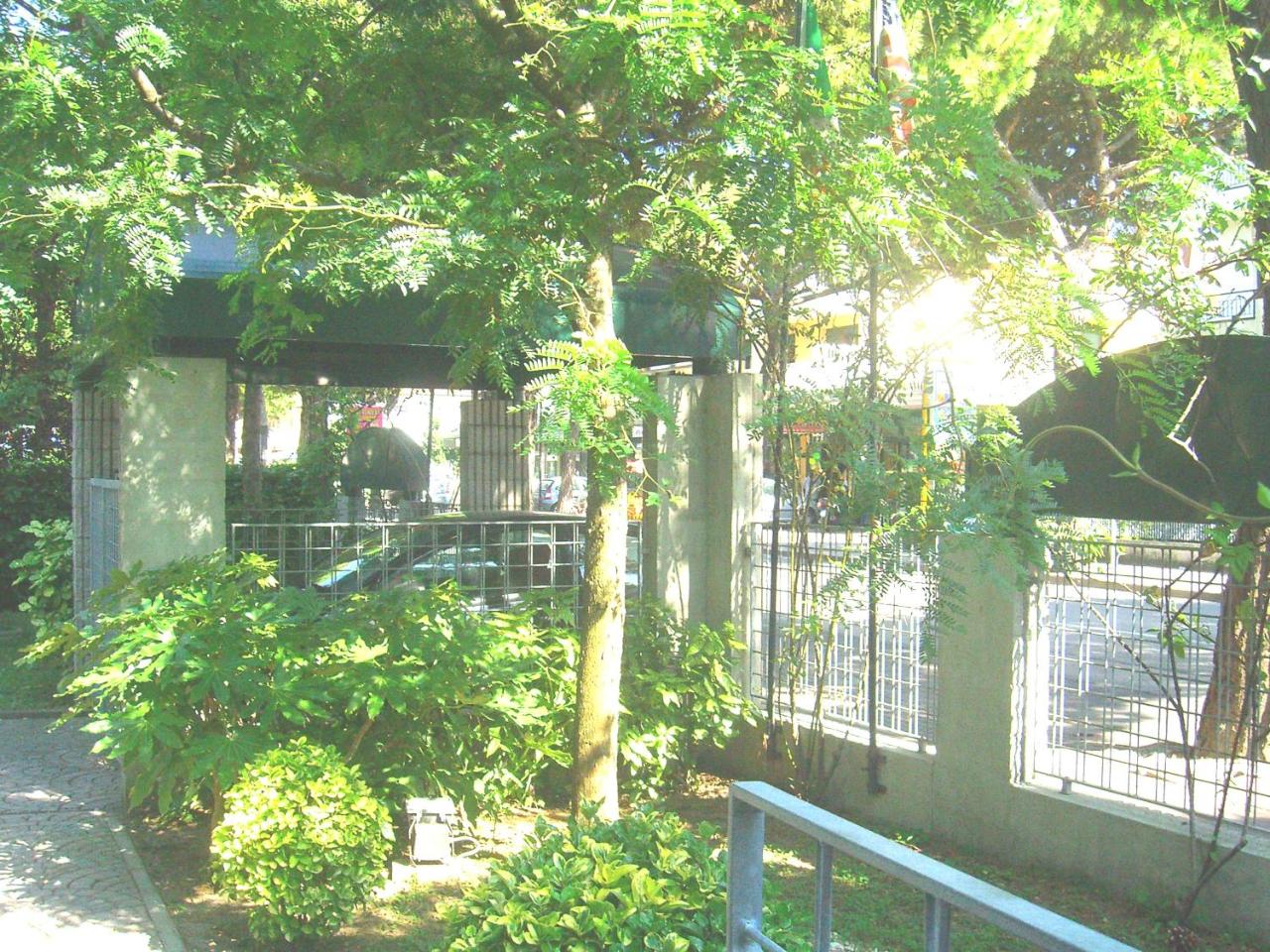 New Tiffany's Park photo 3