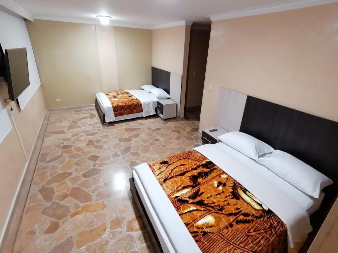 HOTEL GOLDEN SUITE photo 3