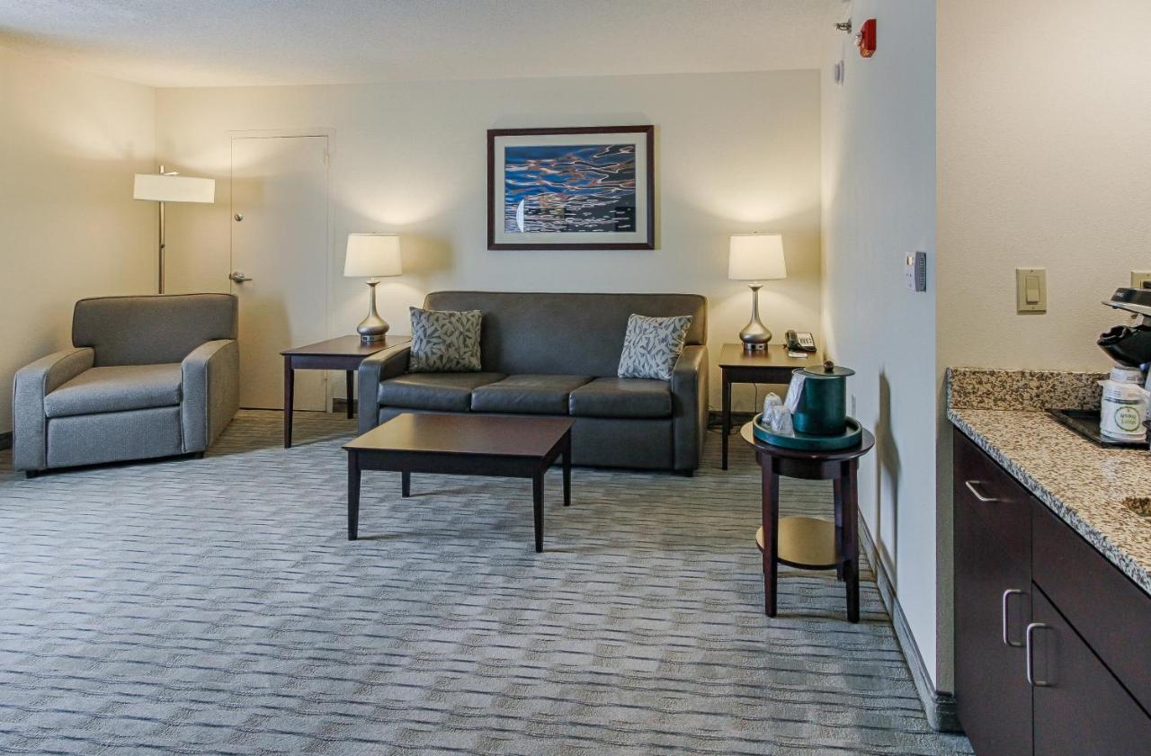 Photo - Holiday Inn Knoxville West - Cedar Bluff Rd by IHG