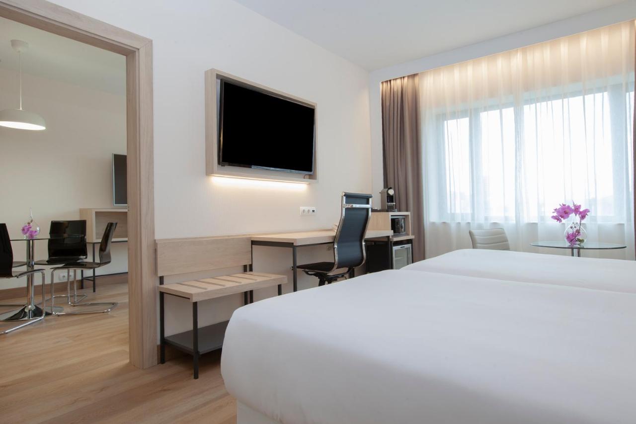 Hotel Puerta de Bilbao - 6