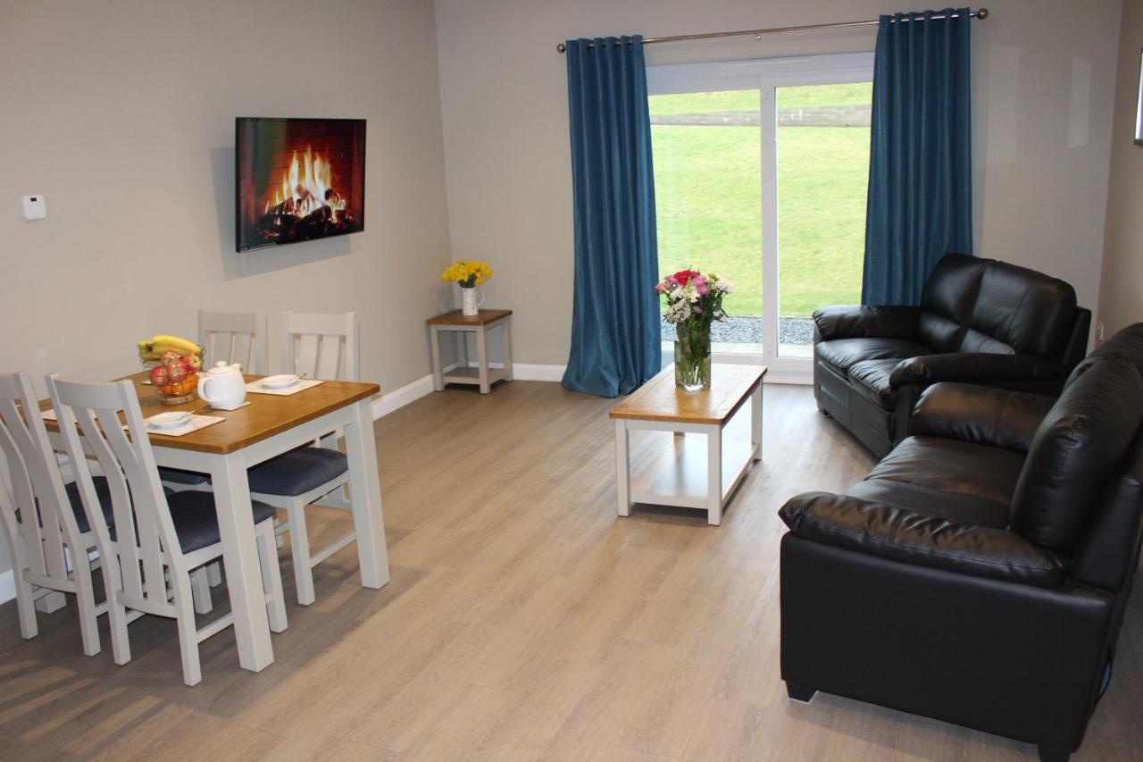 Plawsworth Hall Serviced Cottages and Apartments - 4