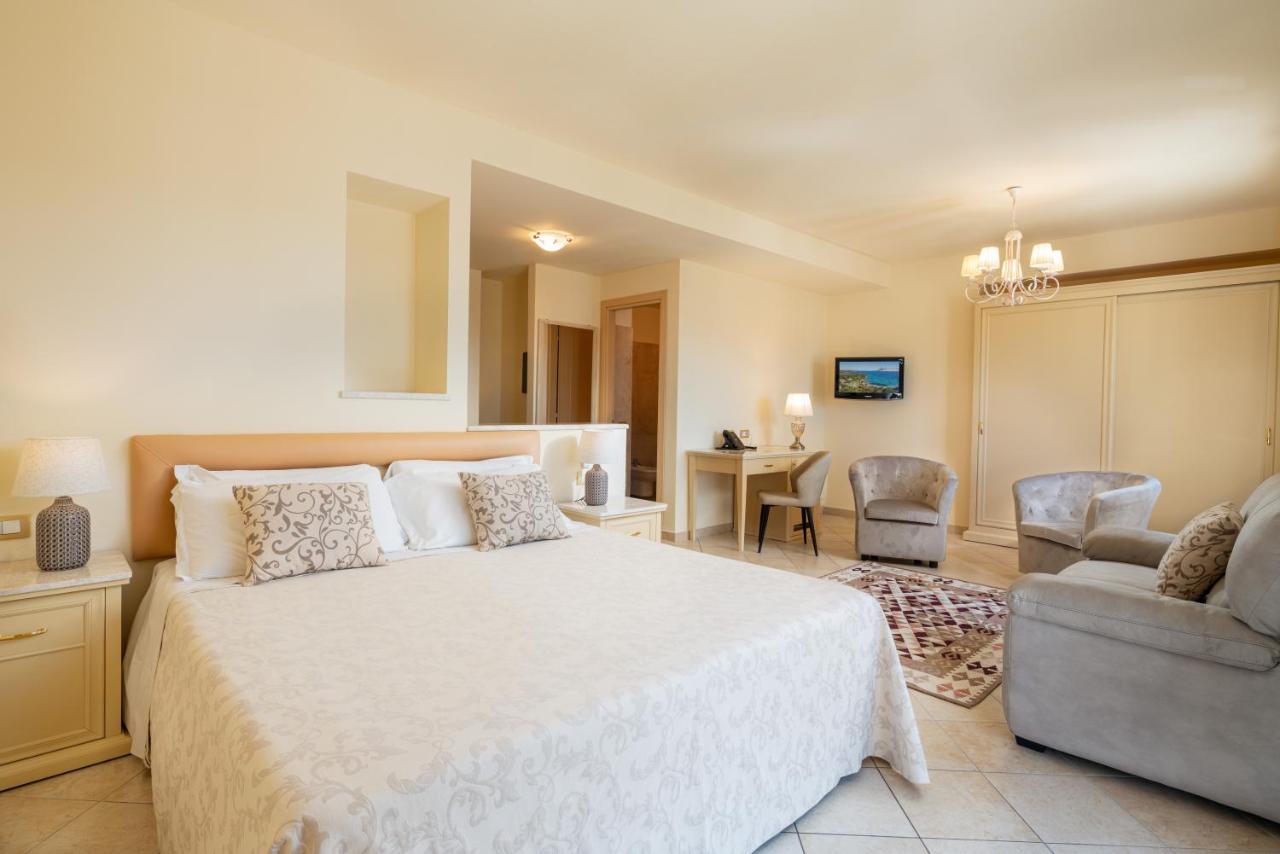 Hotel Regina Elena photo 3