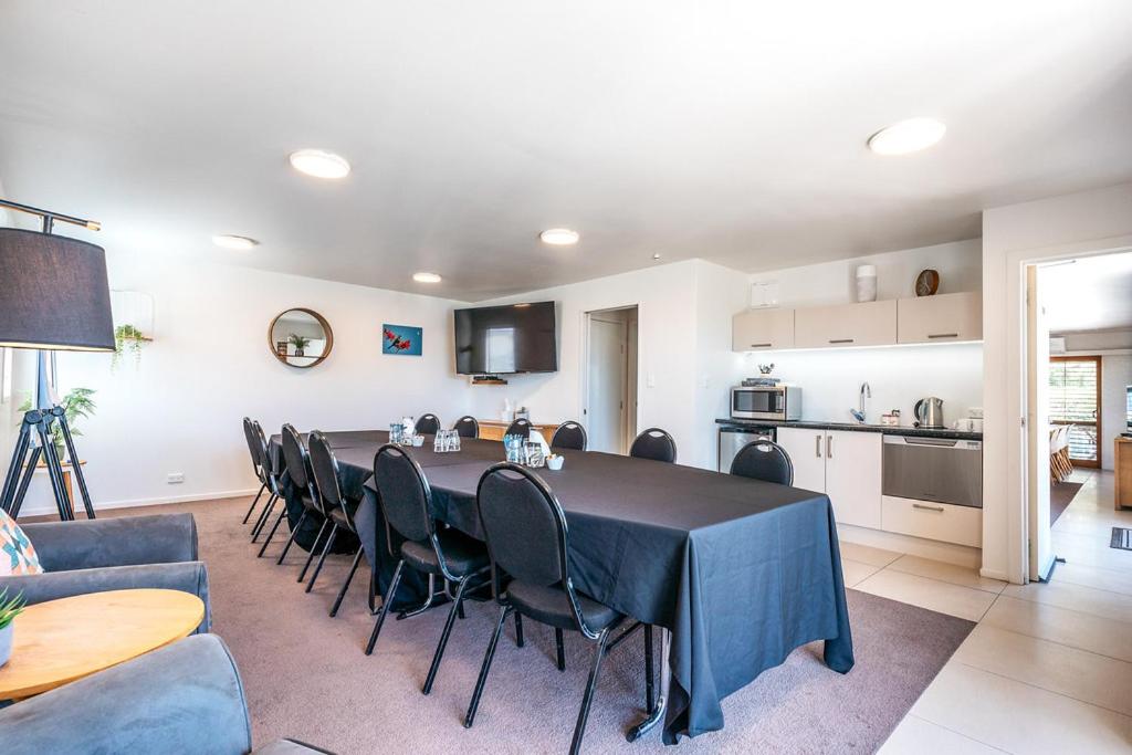 Onetangi Beach Apartments photo 2