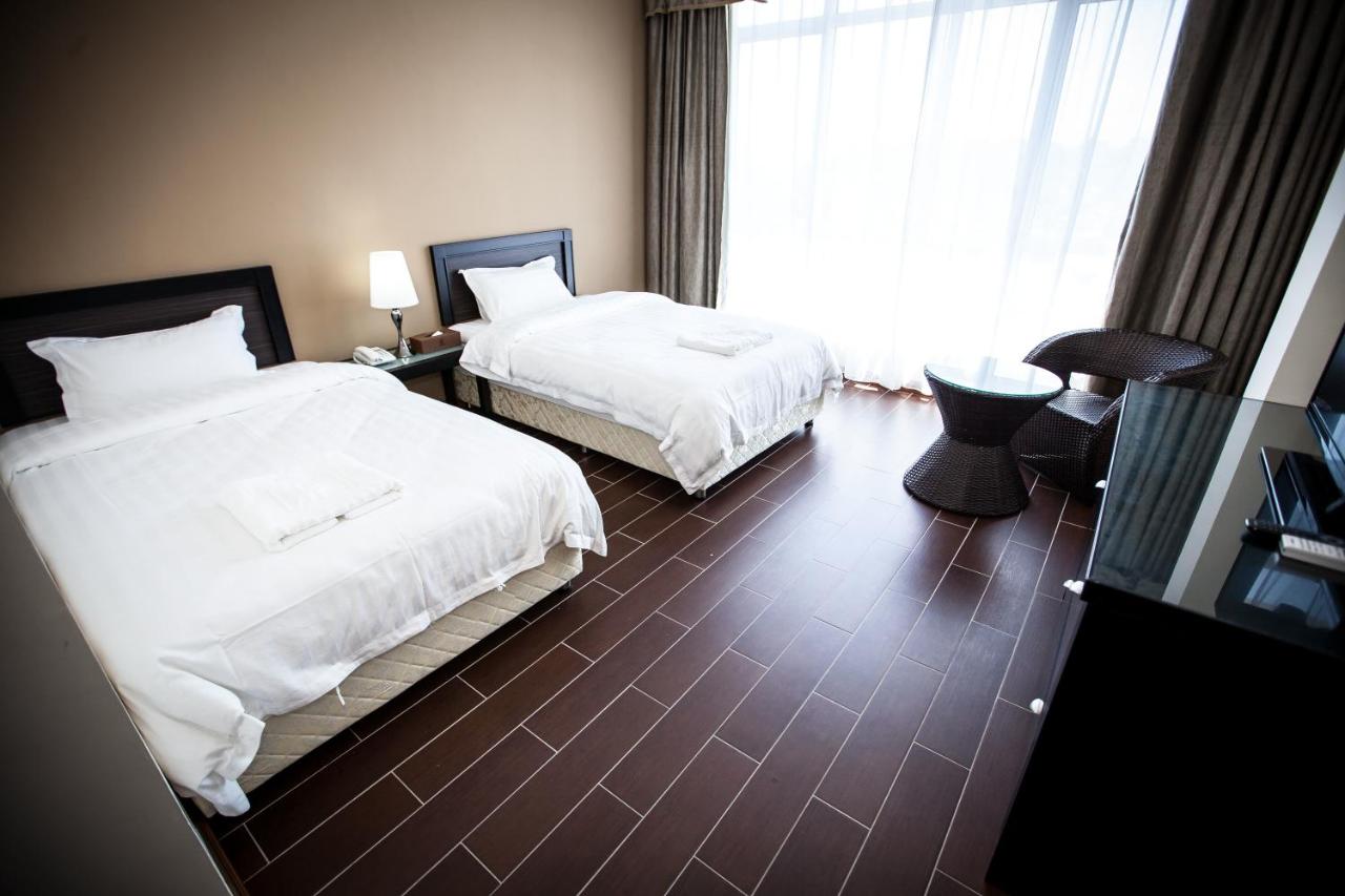 Photo - Putatan Platinum Hotel