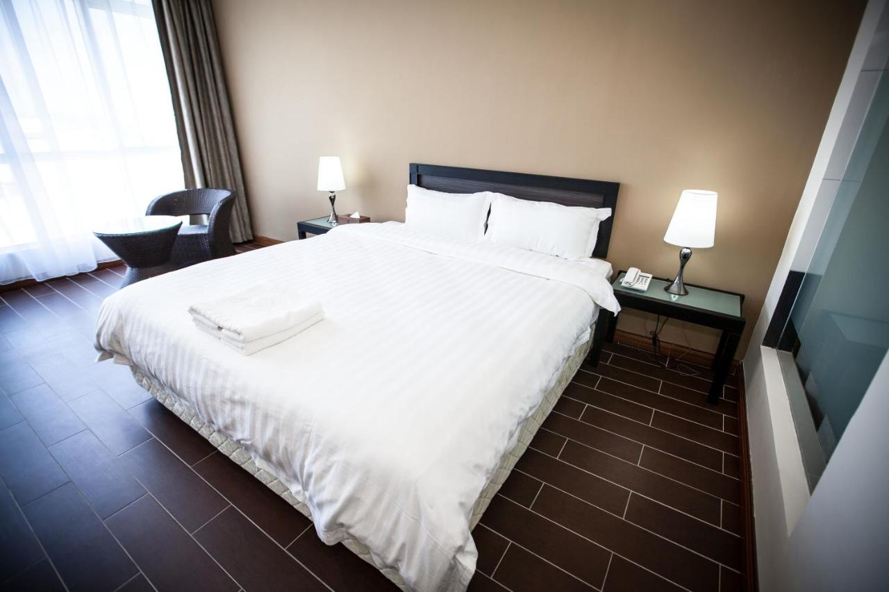 Photo - Putatan Platinum Hotel