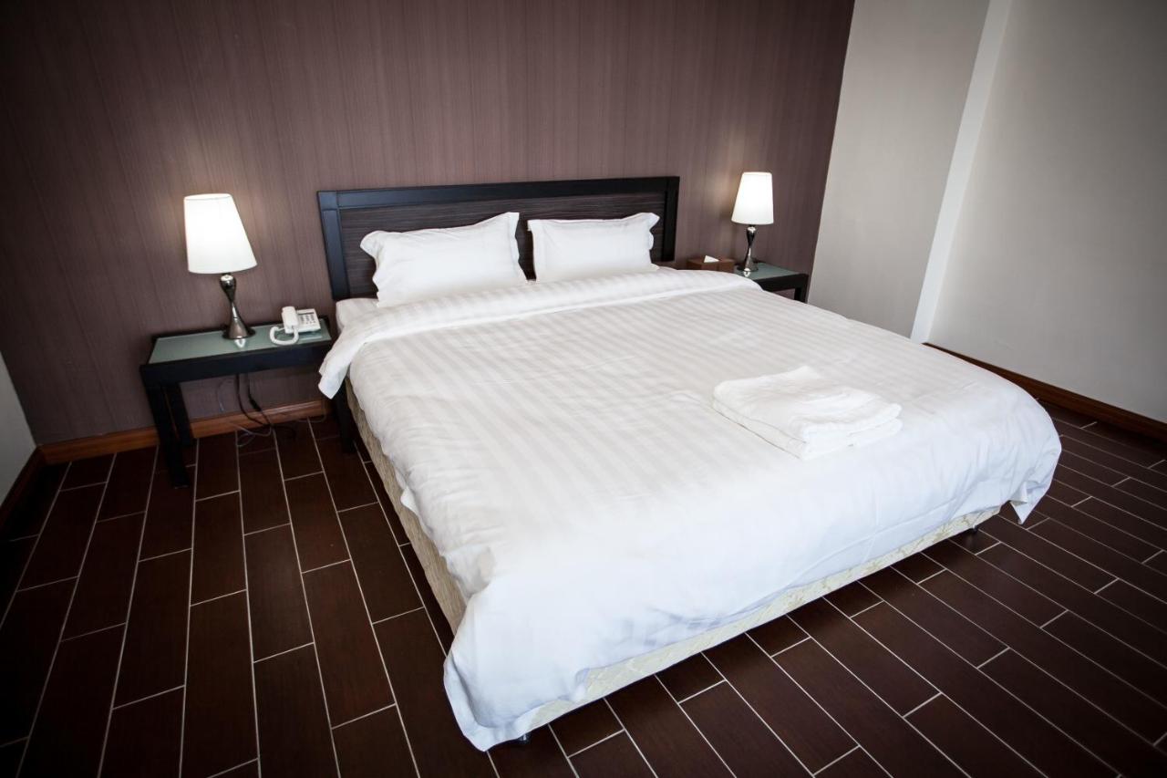 Photo - Putatan Platinum Hotel