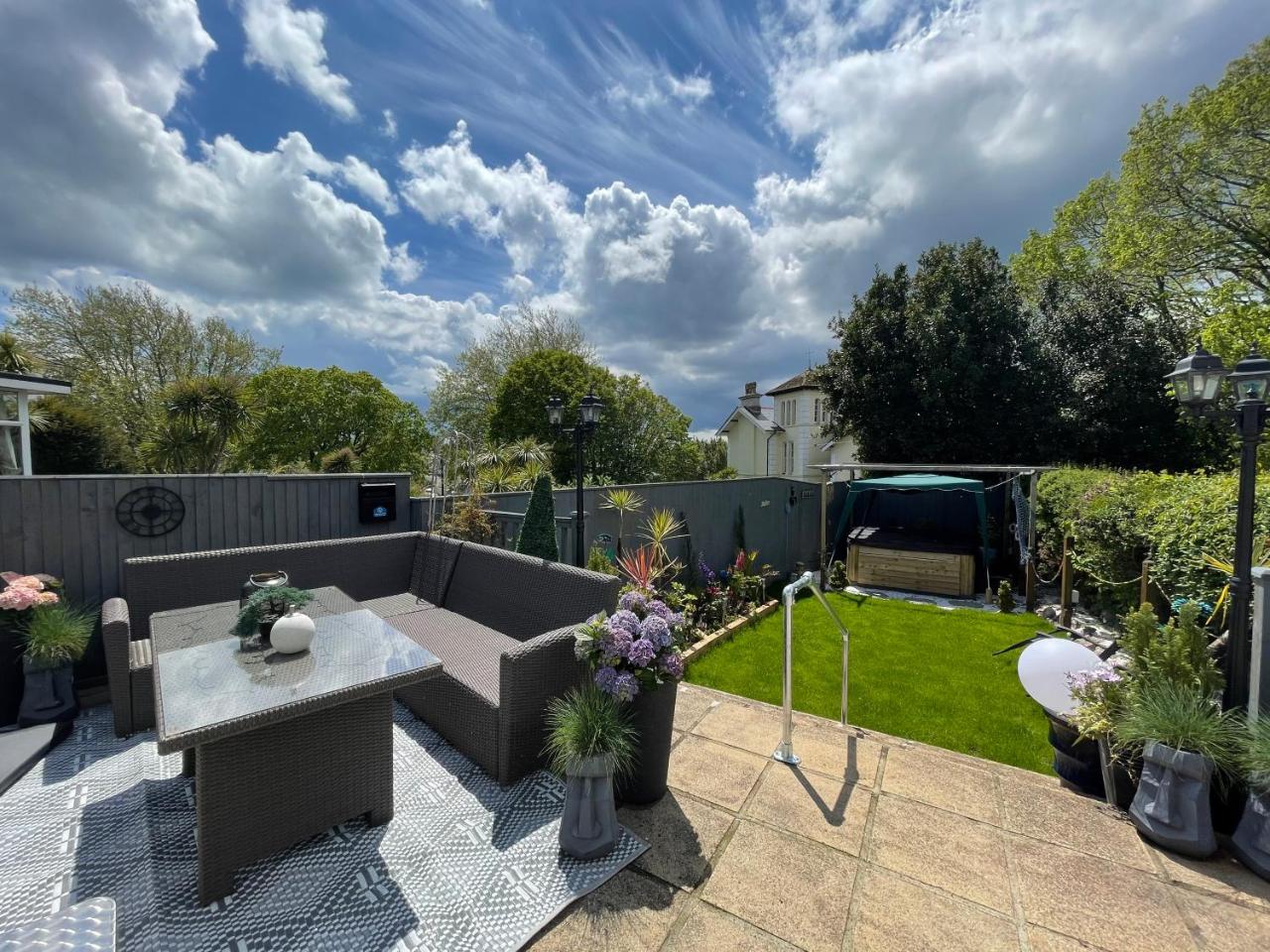 The Southbourne Villa - 3