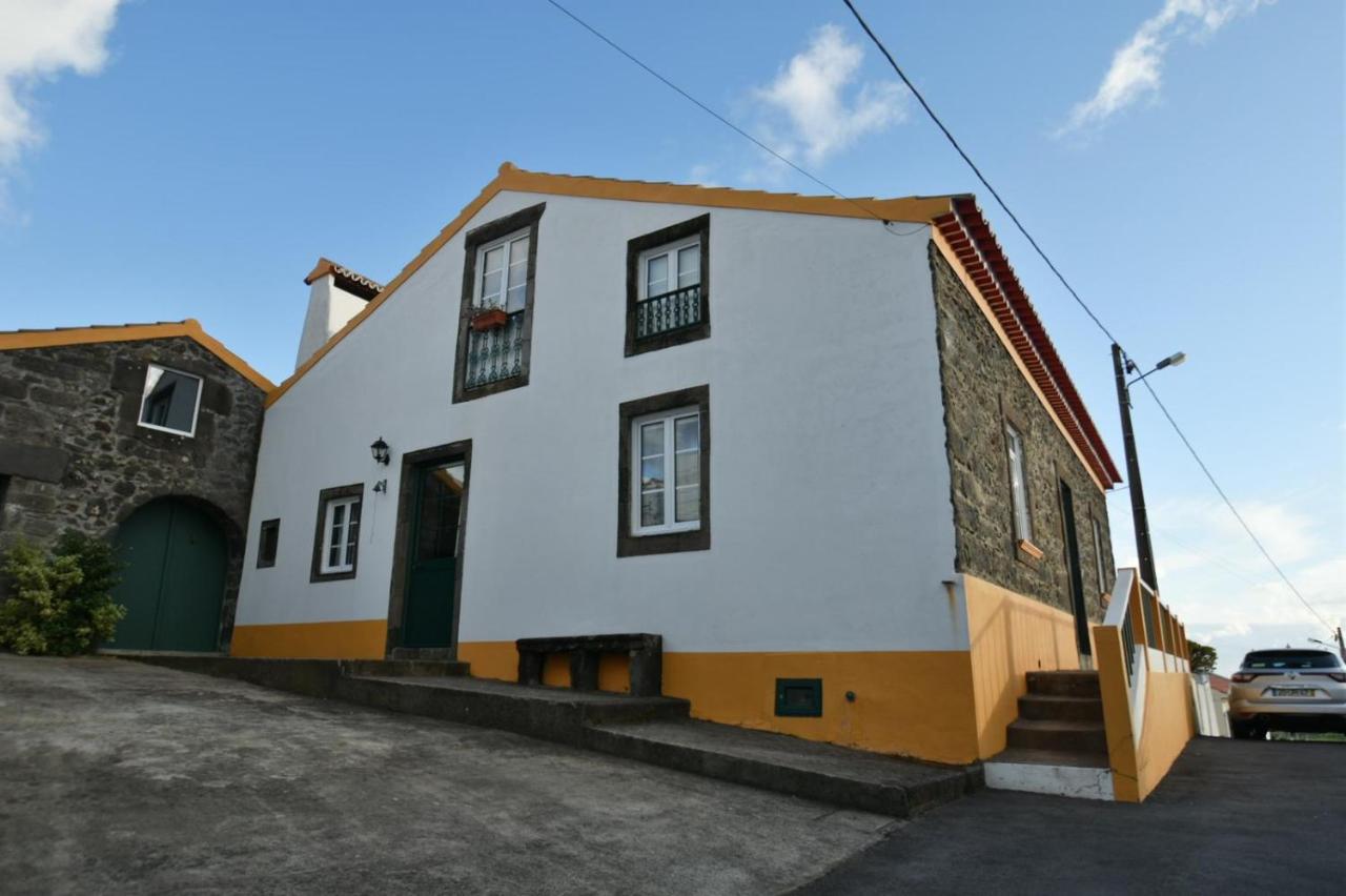 Charming green country house - 2