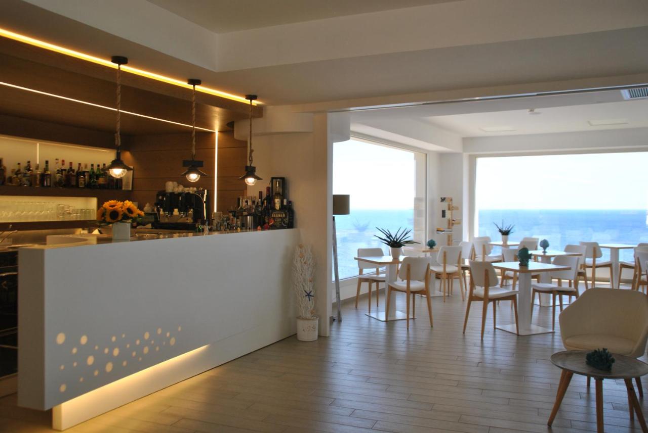 Est hotel - 3