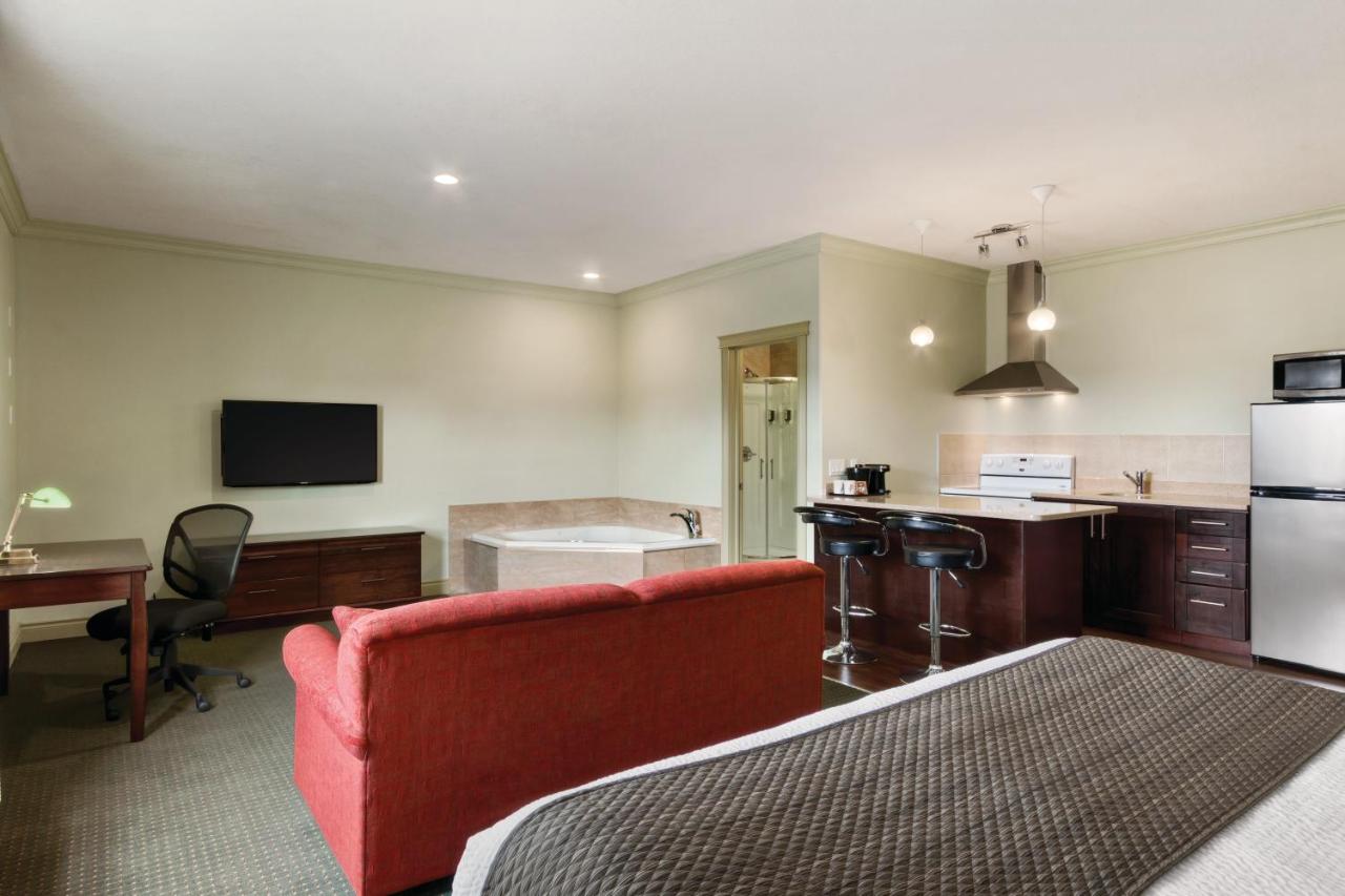 Quality Inn & Suites Whitecourt photo 4