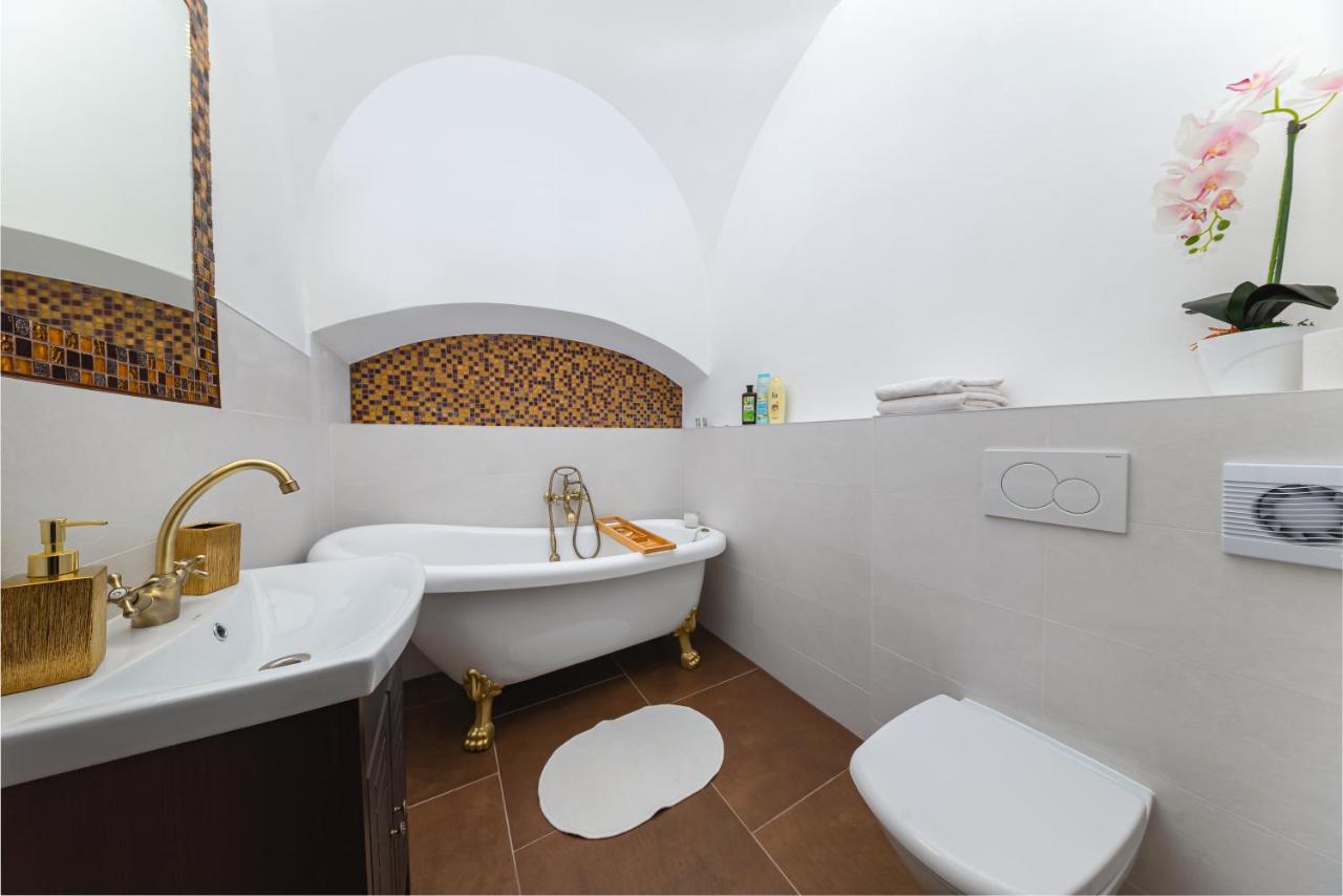 PB Apartments - 4