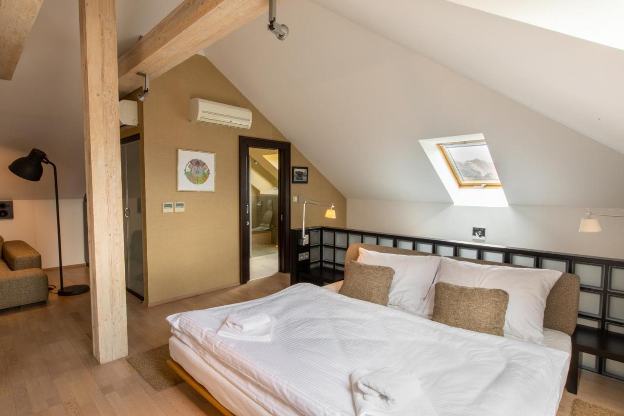 Hotel Villa Nečas Žilina - 2