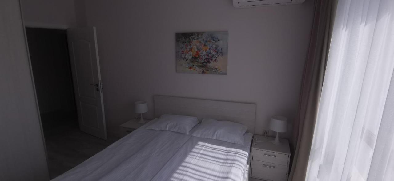 Photo - La Mer Residence