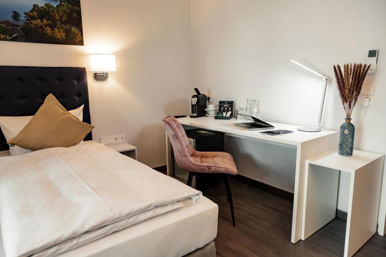 Seehotel am Tankumsee photo 2