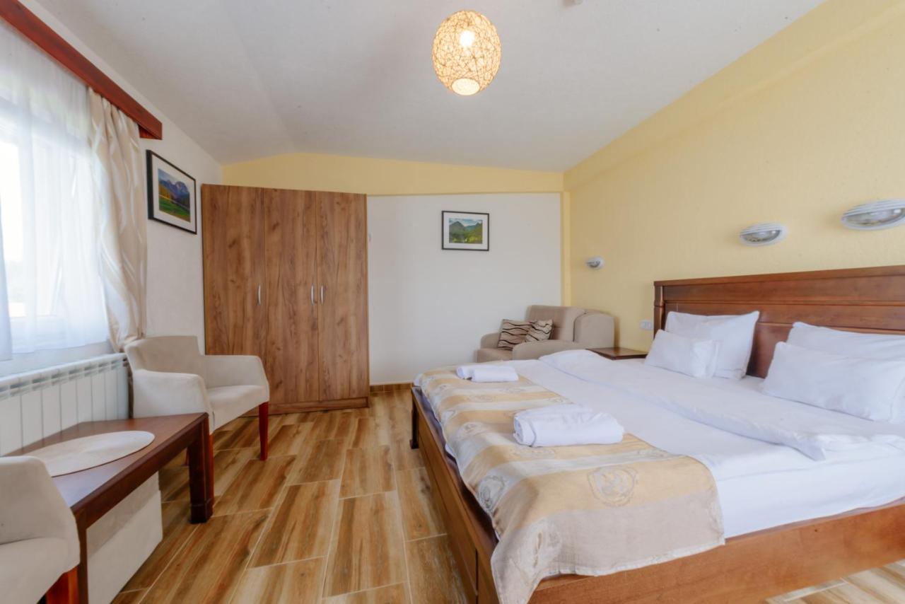 Hotel Zlatni bor photo 2