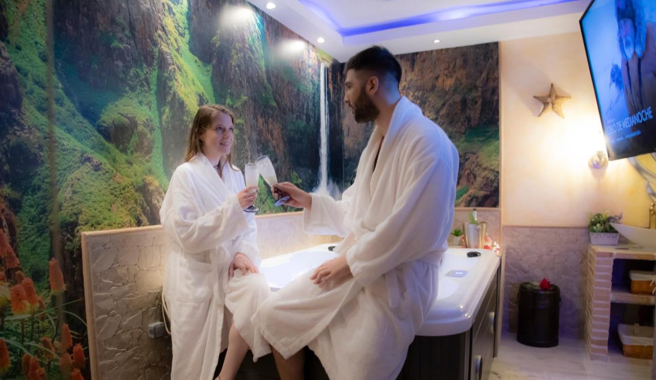 APARTAMENTO ESTRELLA SAUNA SPa JACUZZI - 4