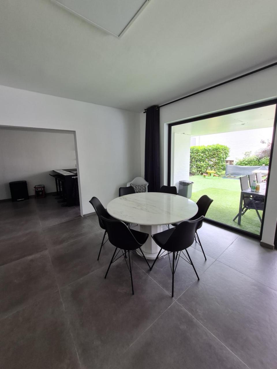 The White Villa - 6