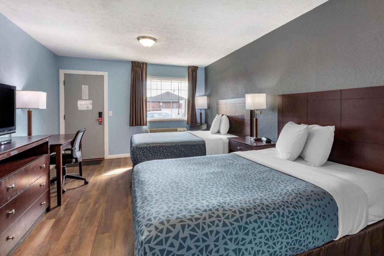 Foto - Econo Lodge Inn & Suites Sandusky South