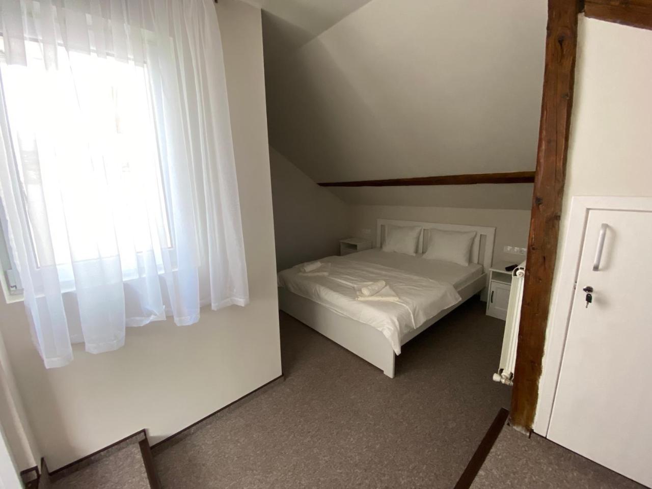 Boutique Rooms with Parking - 6