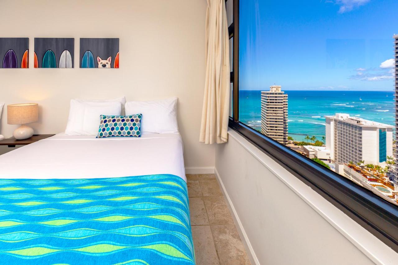 High-floor stylish ocean view condo with parking - 4