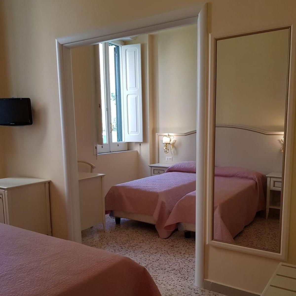 Albergo Santa Teresa photo 3