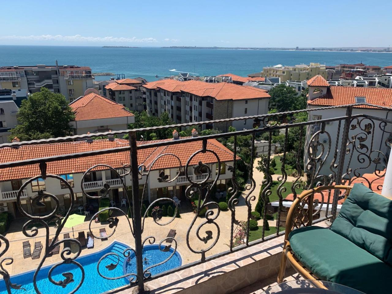 Triumph Holiday Village - 3