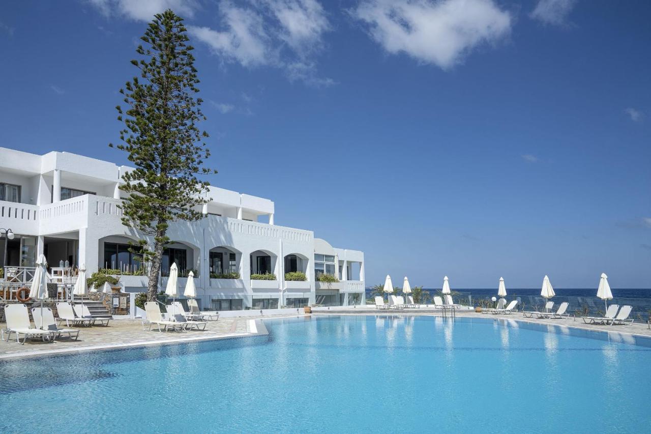 Maritimo Beach Hotel - 2