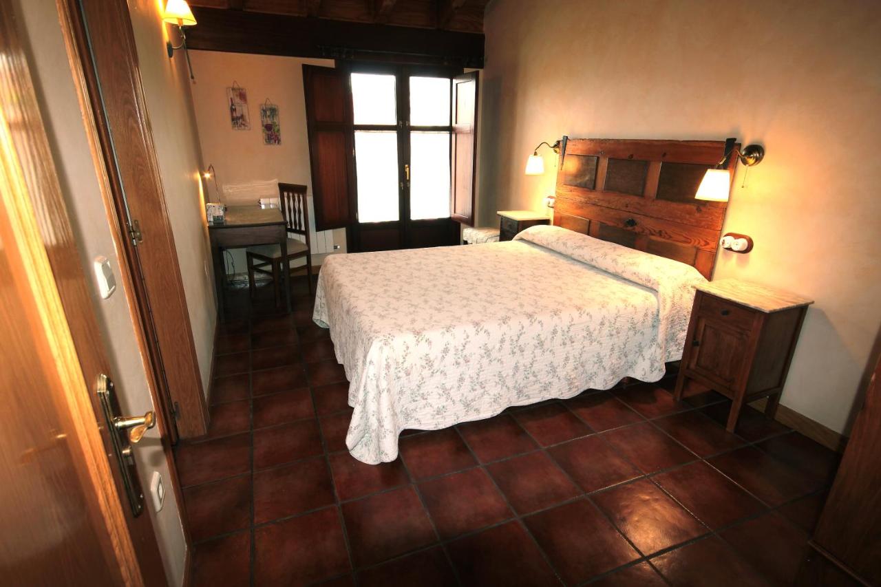Casa Rural El Meson photo 2