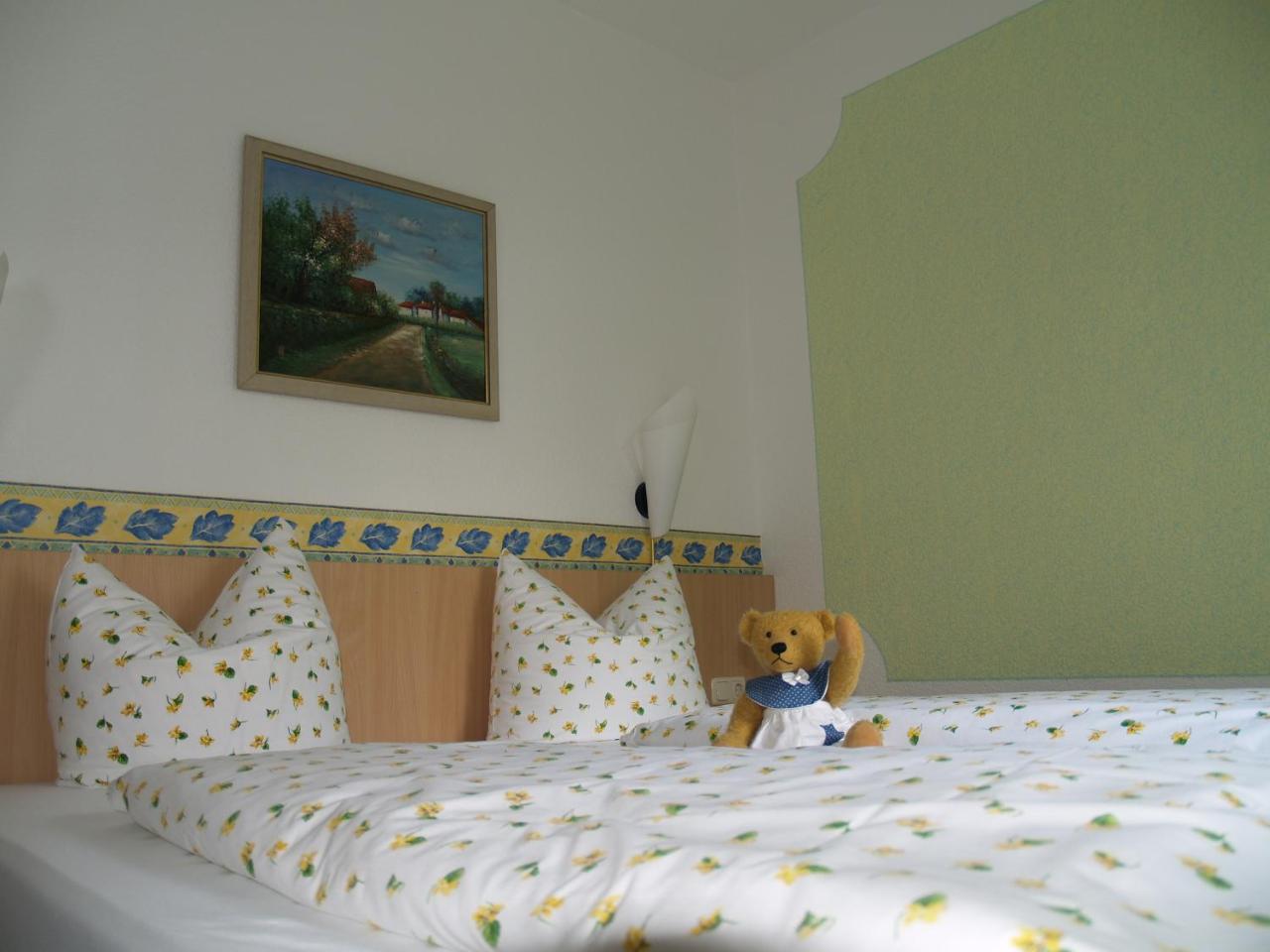Hotel Goldenes Faß photo 4