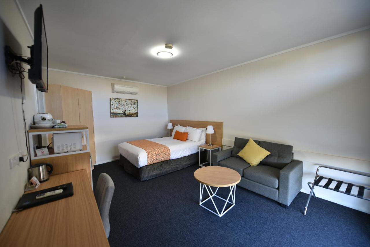 Comfort Inn & Suites Lakes Entrance photo 4