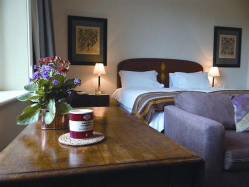 Photo - Heyford House Bed & Breakfast