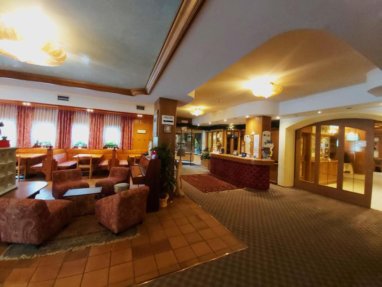 Albergo Scoiattolo Dolomites Experience photo 2