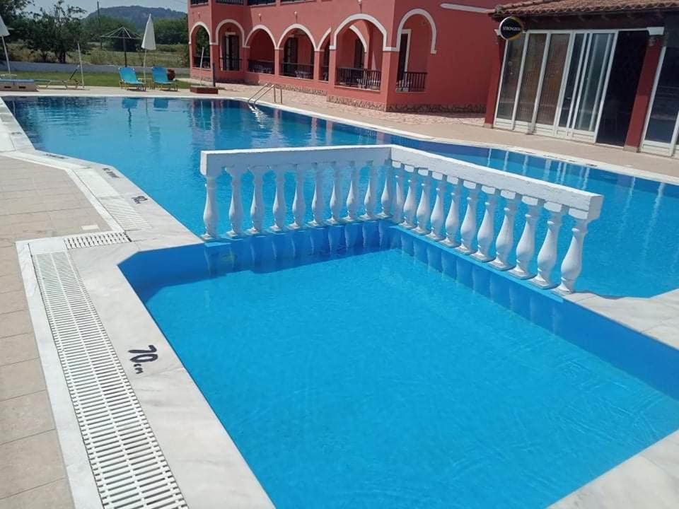 EKTOR APARTMENTS @SWIMMING POOL - 3