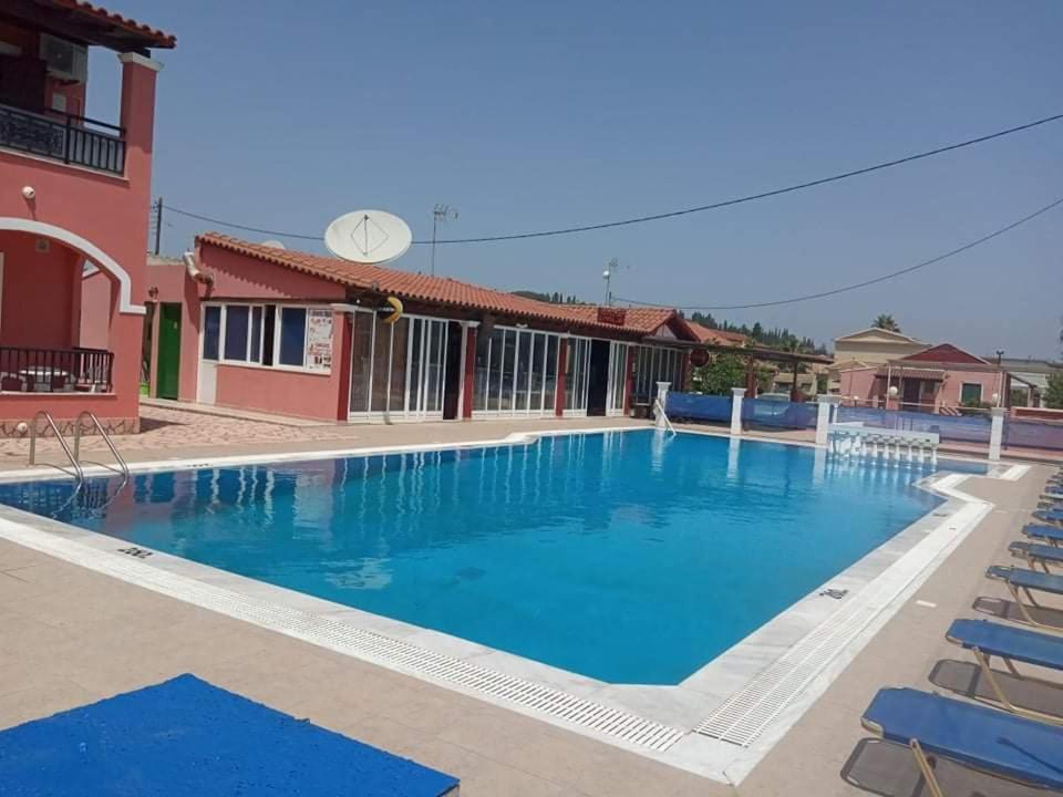 EKTOR APARTMENTS @SWIMMING POOL - 5